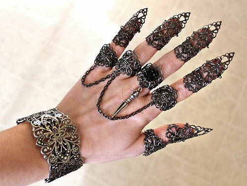 ethnic_jewelry_1.jpg