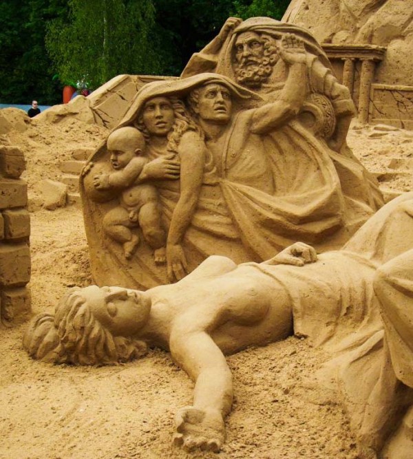 sculpture_sand_11.jpg