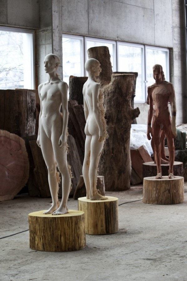 the-tainted-sculptures-aron-demetz-10.jp