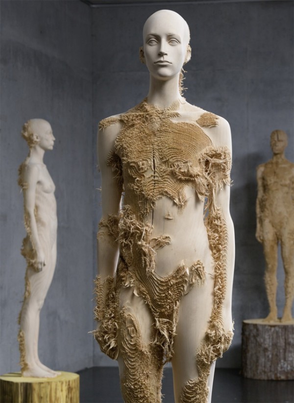 the-tainted-sculptures-aron-demetz-2.jpg